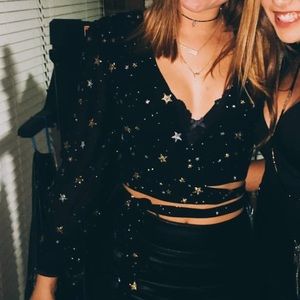 Privacy Please Star wrap top